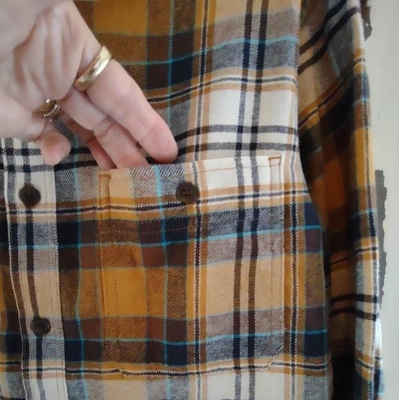 HANDSOME DOUBLE BRUSHED PLAID MEDIUM NWOT - Picture 2 of 7